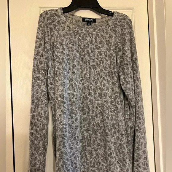 Buffalo long sleeve shirt size S, leopard print, grey - Picture 1 of 4